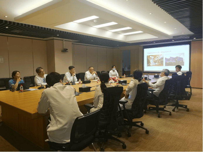 “国际”新闻分子生物学家韩健教授到访北京大学国际医院(图1)
