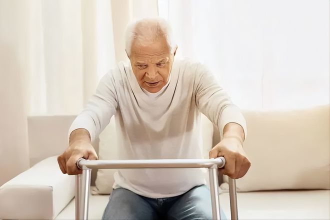 癌症来临看牙齿能知道？告诫：患癌症的人牙齿出现这几个症状(图5)