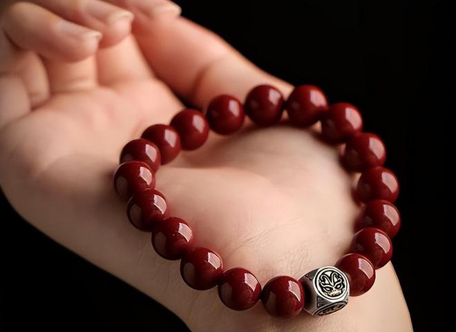 建议停止佩戴这东西辐射超强戴一天相当于做近百次胸片？(图9)