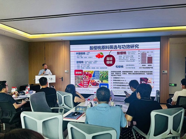 哲成生物2024年高尿酸血症与痛风论坛圆满落幕(图10)