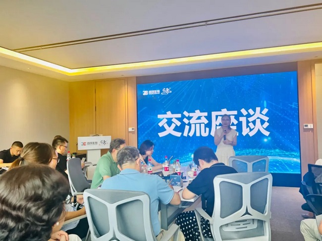 哲成生物2024年高尿酸血症与痛风论坛圆满落幕(图18)