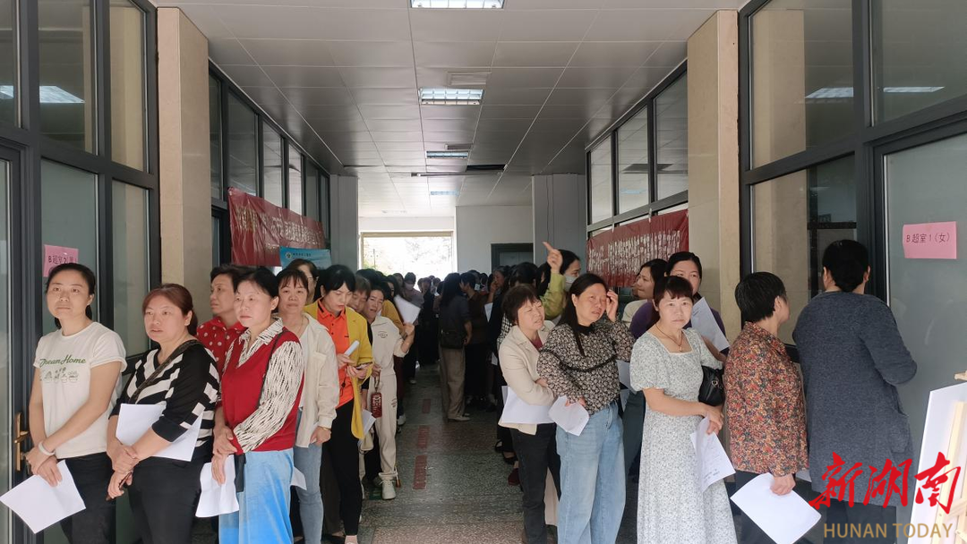 “2024年全国肿瘤防治宣传周”活动走进衡东县洣水镇(图1)