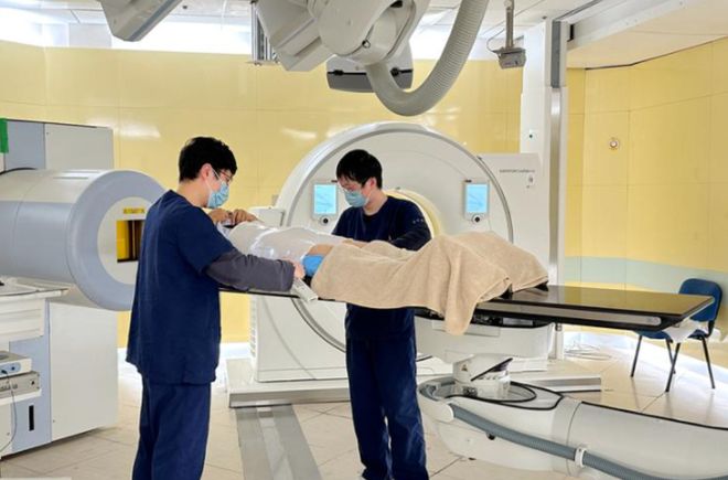 癌症患者有救了！国产治癌机出世无痛治疗超1500名患者已治疗(图11)