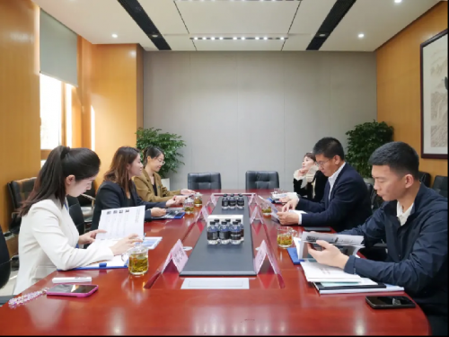 黑龙江省伊春市铁力市市委书记吕晓光一行莅临华夏源细胞集团考察指导(图3)