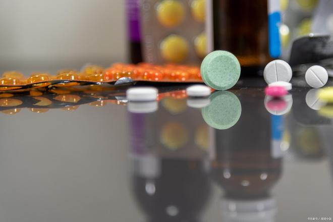 易瑞沙（吉非替尼）：中国肺癌靶向治疗的破晓之光与未竟之战(图1)