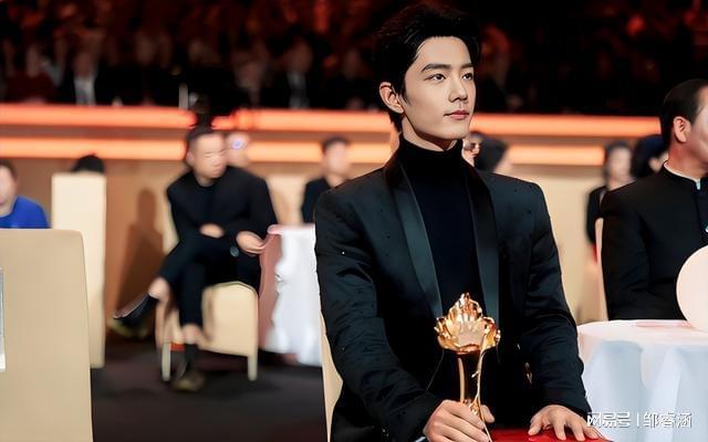大湾区晚会结束刚1天33岁肖战就因一场表演实现口碑暴涨！(图29)